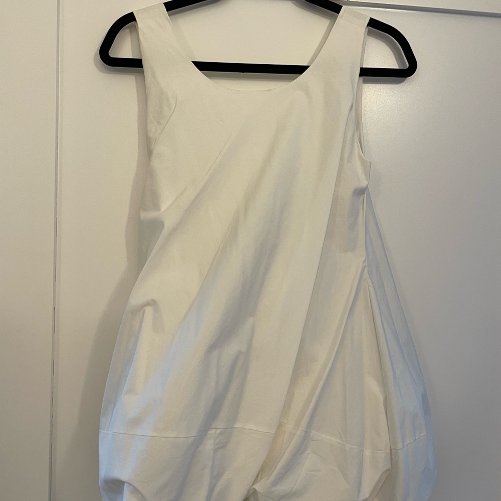 Elegant White Sleeveless Top